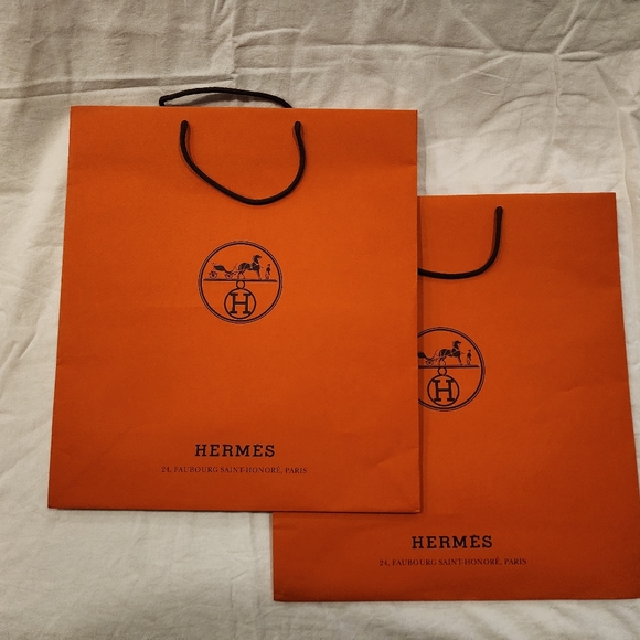 Hermes dior Chanel shopping bags - Picture 7 of 8
